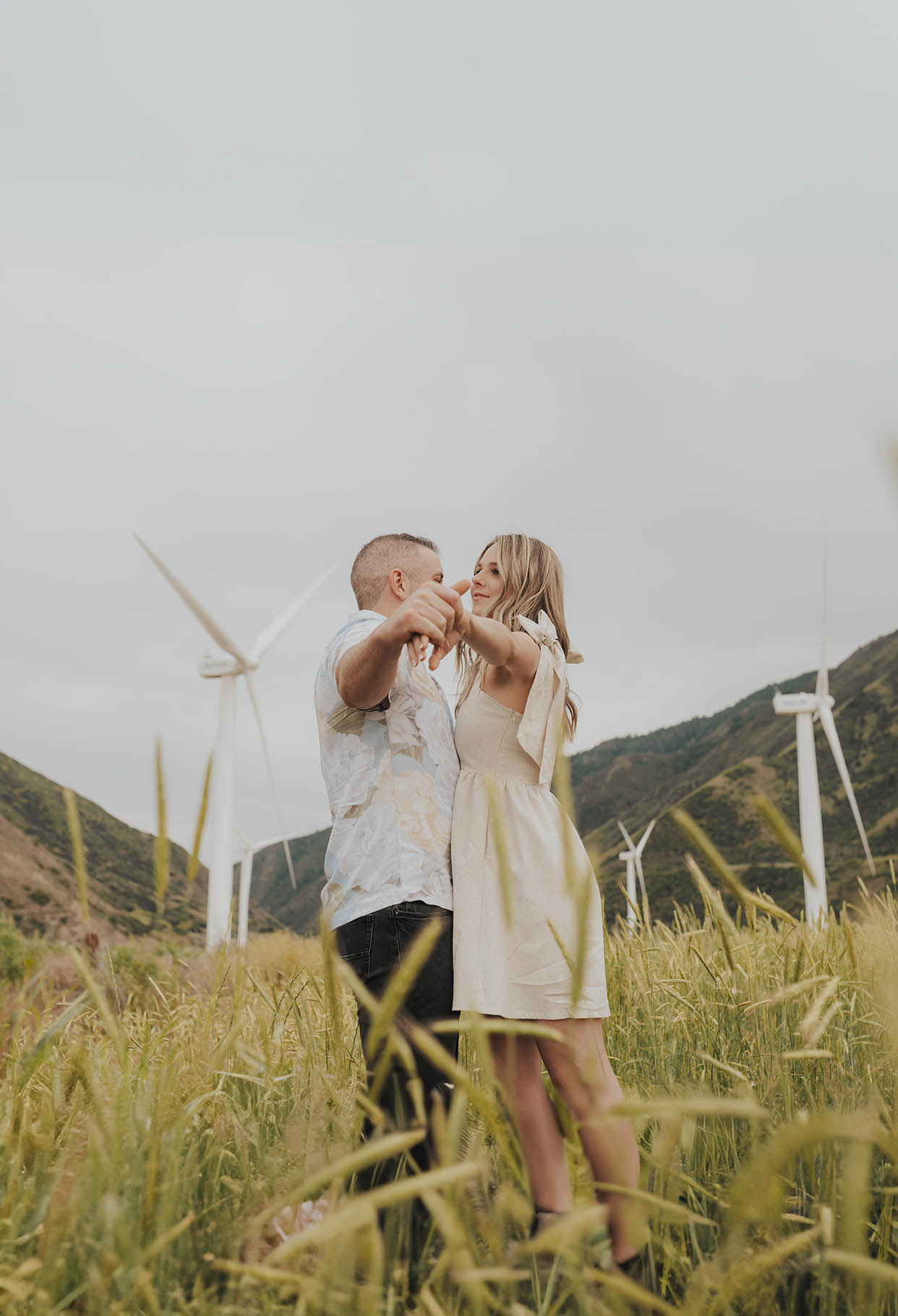 Couples photos in the Windmills.